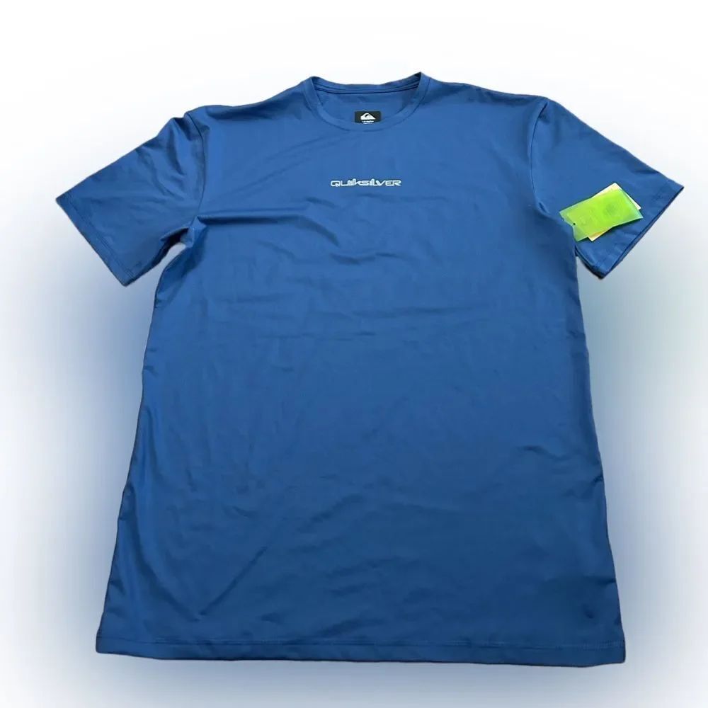 Men’s Quiksilver Moisture Wicking Surf Tshirt NWT
